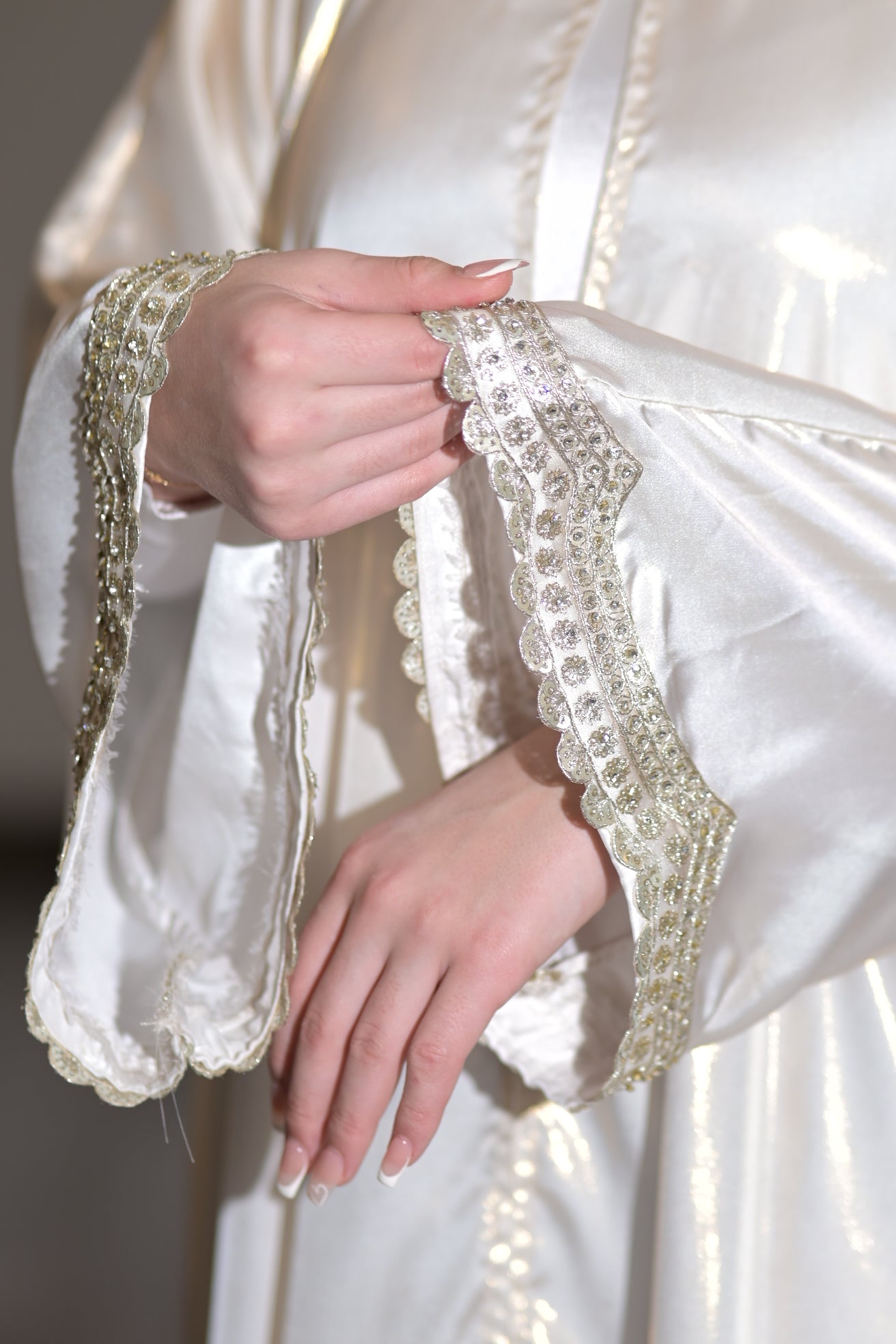 Two pieces silk hooded abaya
