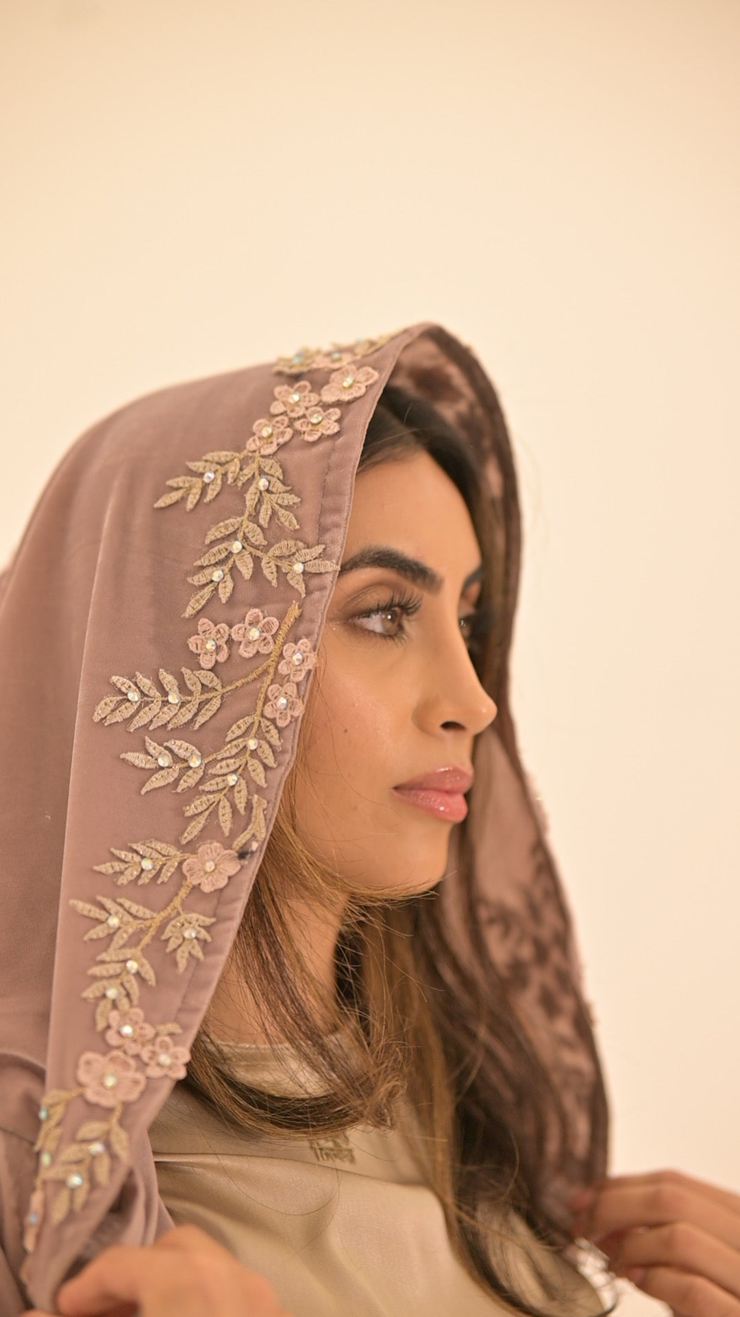Lilac velvet 3-D embroidered hooded Abaya
