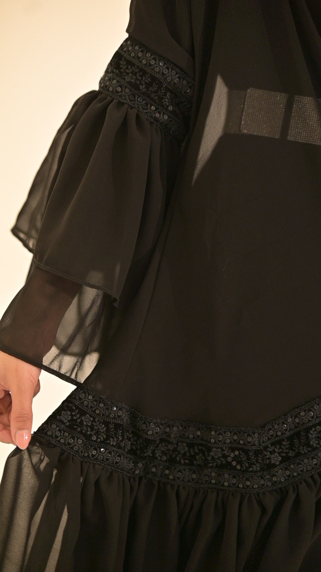 2 Pieces Black velvet and chiffon Abaya