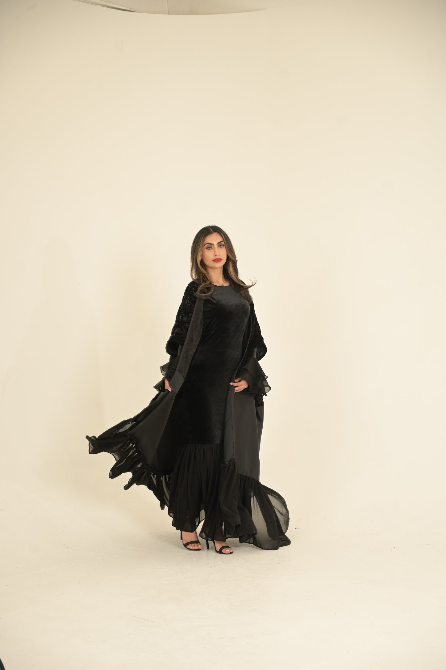 ( Princess Mary ) 2 pieces Abaya inside dress velvet and chiffon + main abaya Black velvet embroidered fabric, stain and chiffon