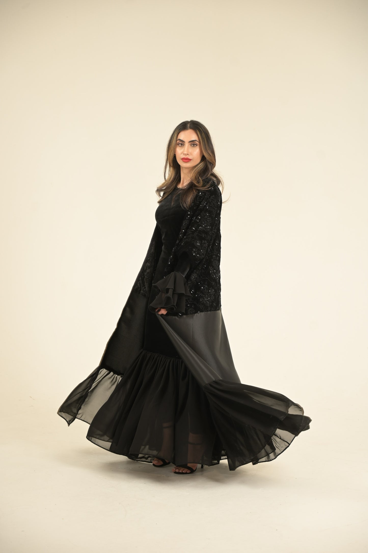 ( Princess Mary ) 2 pieces Abaya inside dress velvet and chiffon + main abaya Black velvet embroidered fabric, stain and chiffon