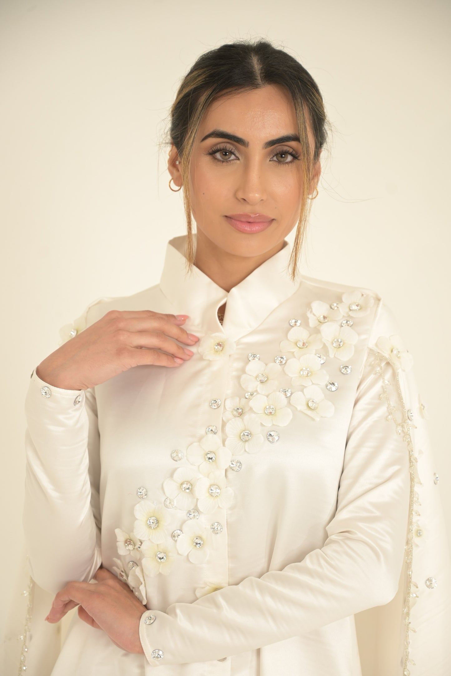 bridal White silk and 3-D embroidered Caped abaya