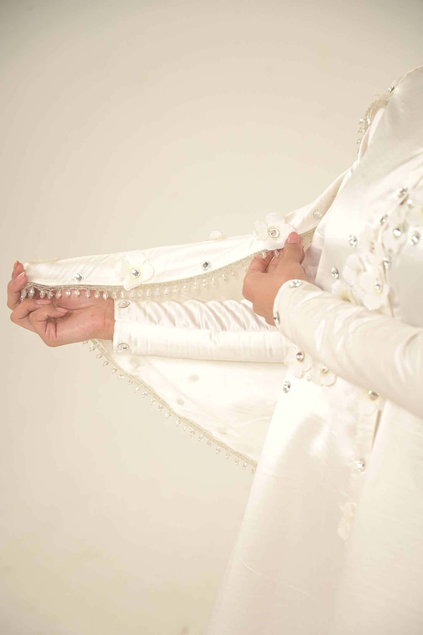 bridal White silk and 3-D embroidered Caped abaya