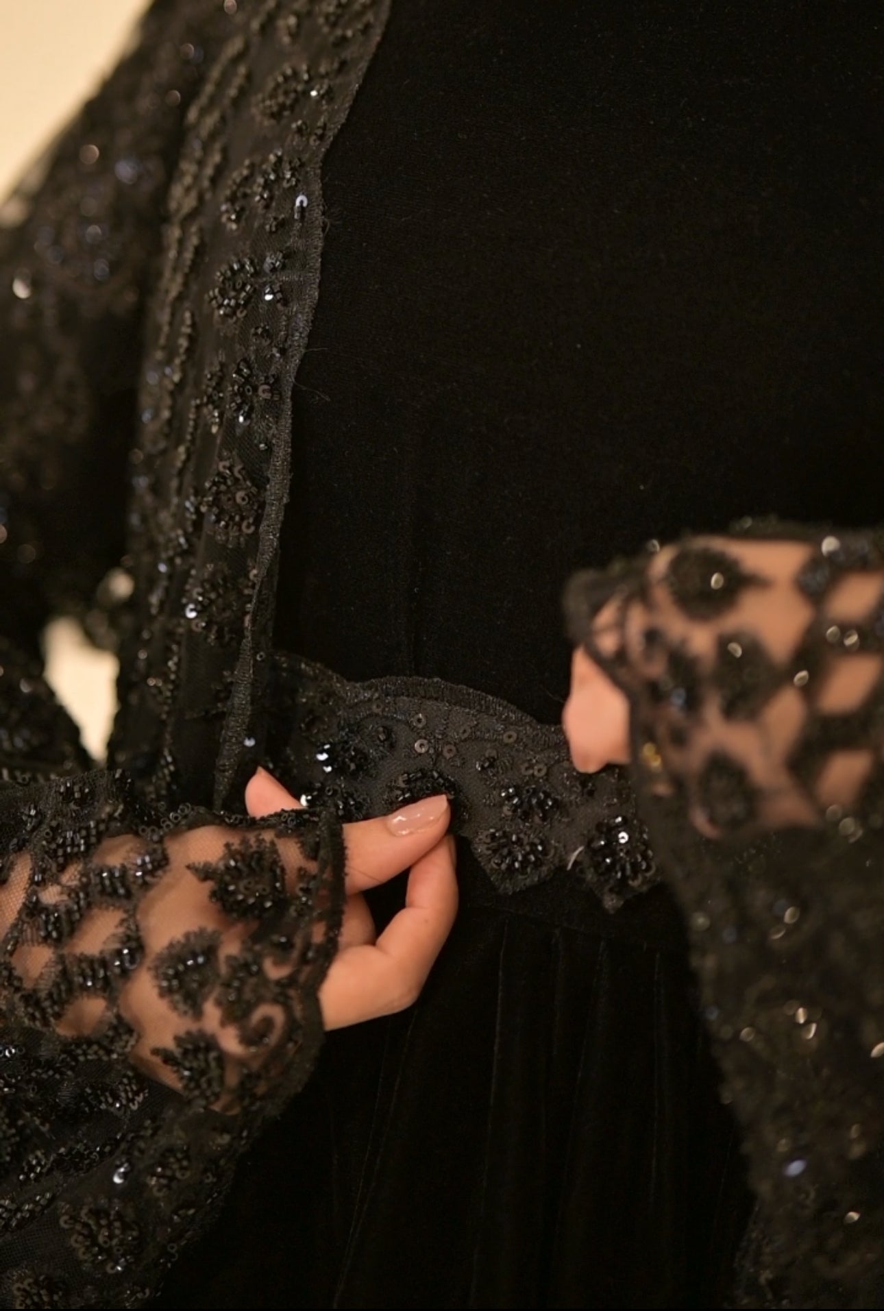 ( Rehanna Yasmin ) 2 pieces bridal Abaya velvet dress and black net embroidered Abaya