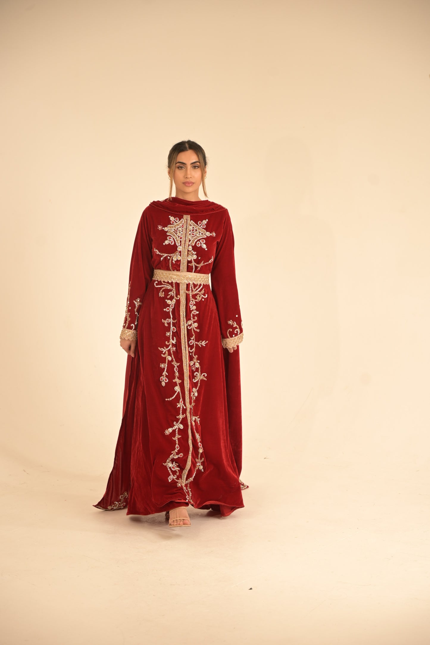 Red velvet kaftan with elegant scarf embroidered with Swarovski stones