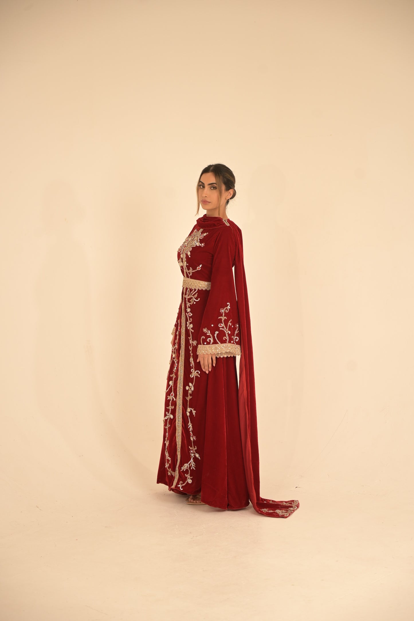 Red velvet kaftan with elegant scarf embroidered with Swarovski stones