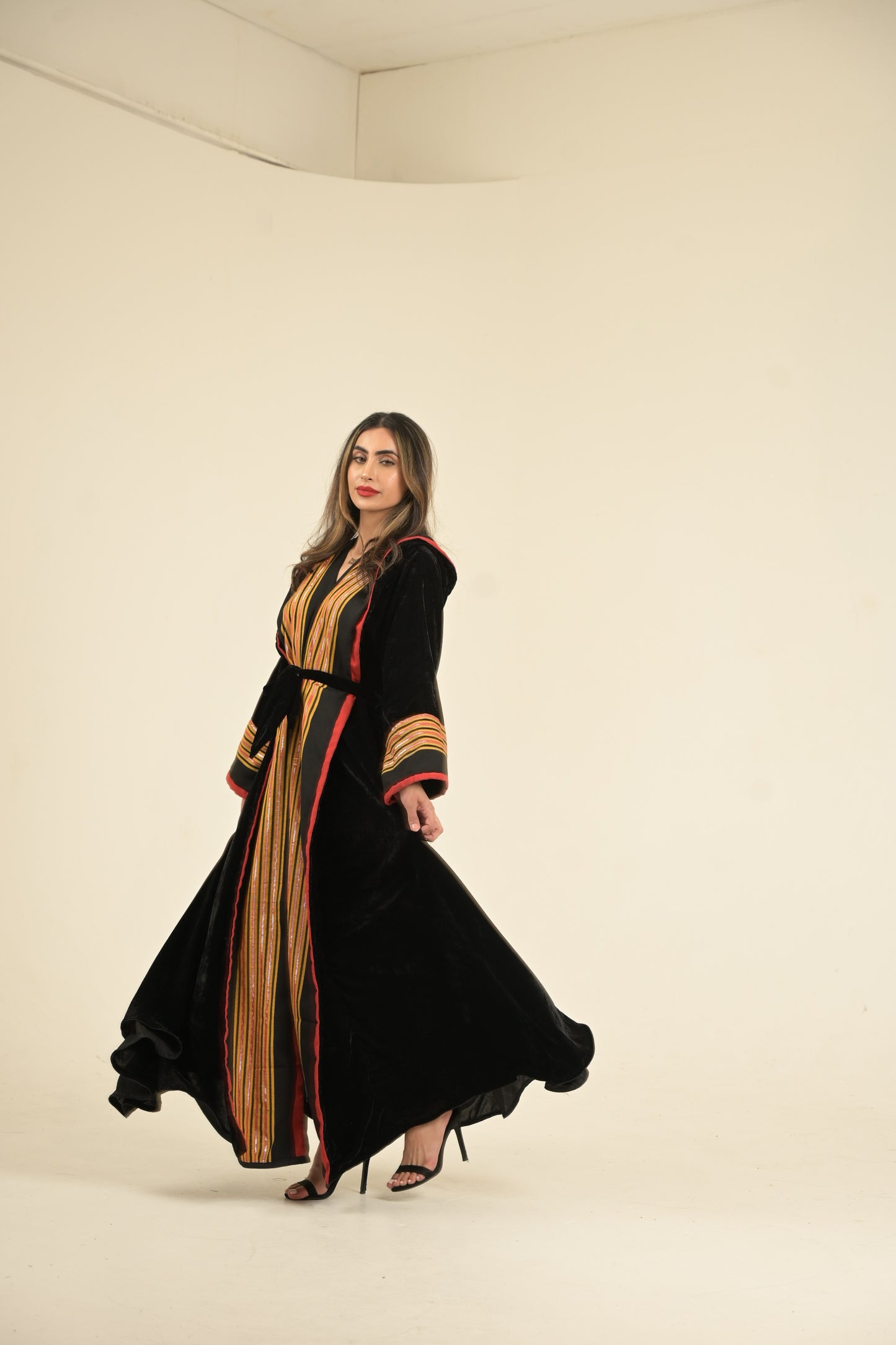 Yemeni traditional fabric with black velvet hooded abaya