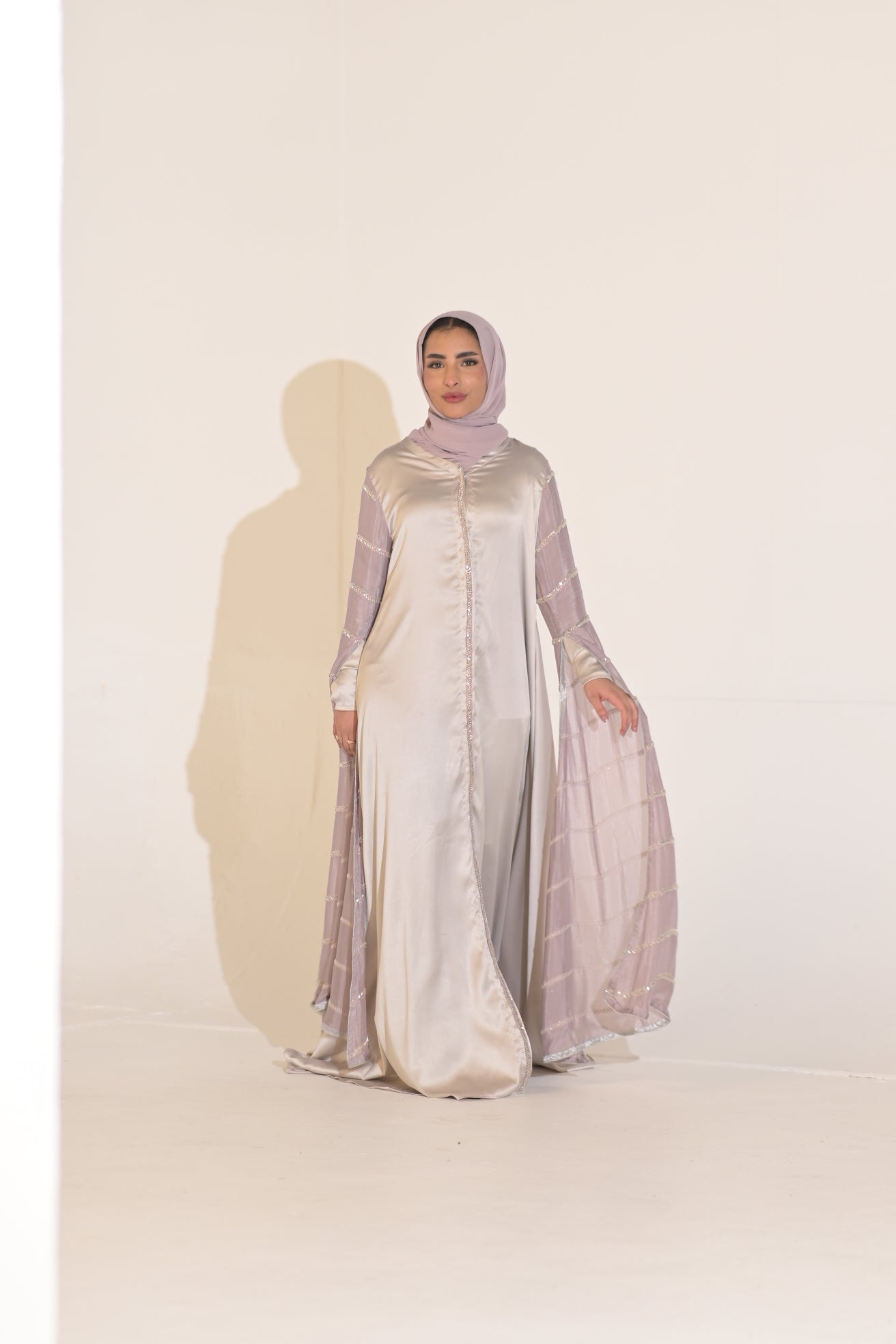 Long sleeves silk and chiffon embroidered abaya