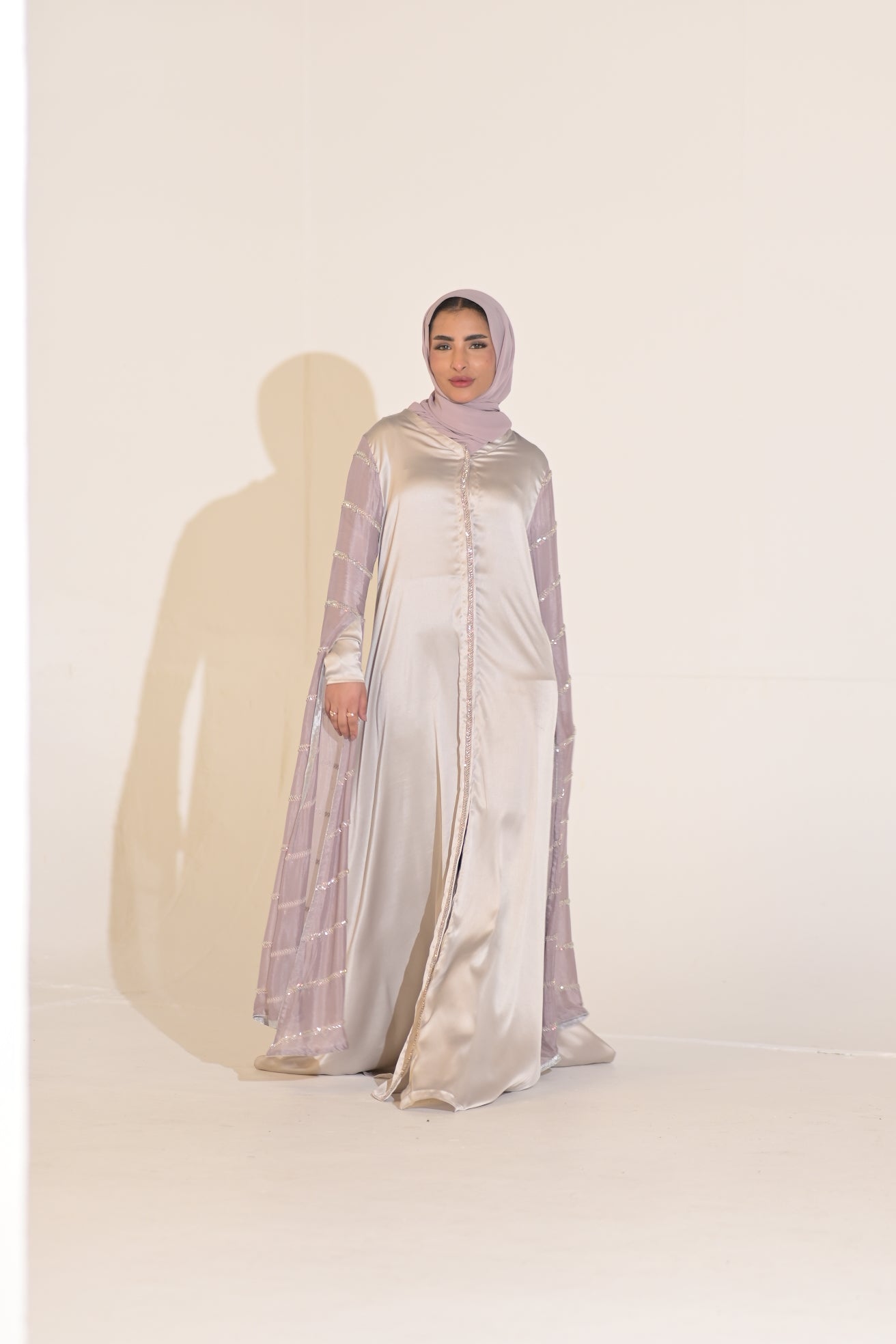 Long sleeves silk and chiffon embroidered abaya