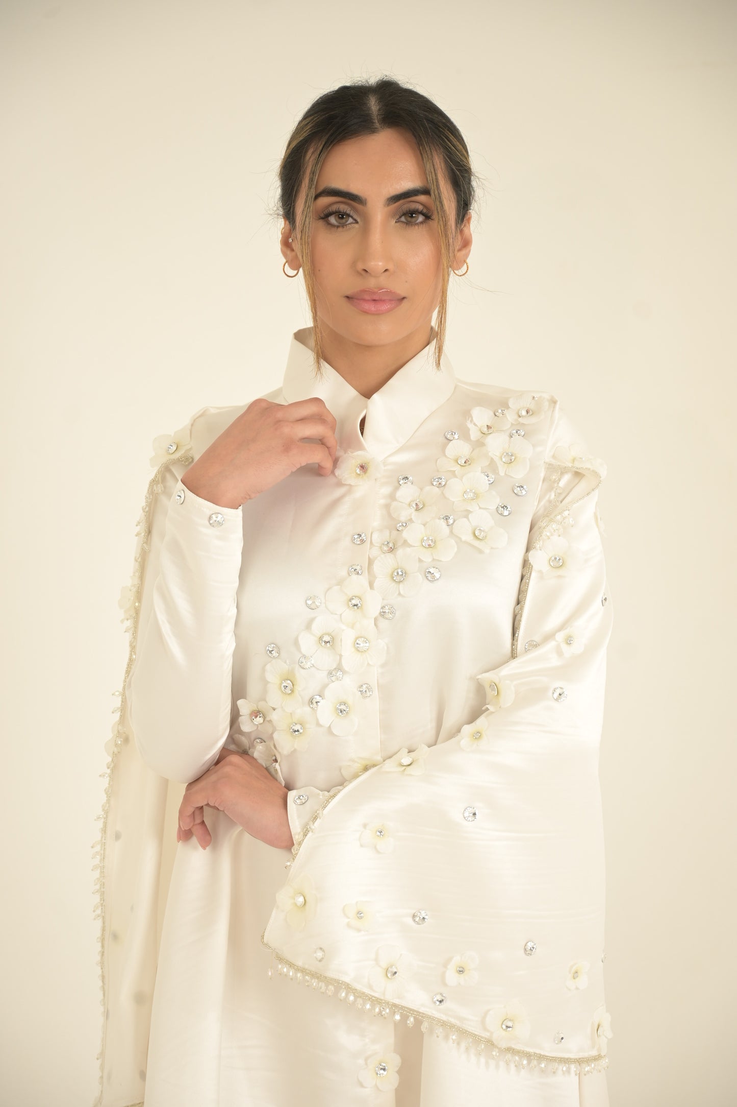 bridal White silk and 3-D embroidered Caped abaya